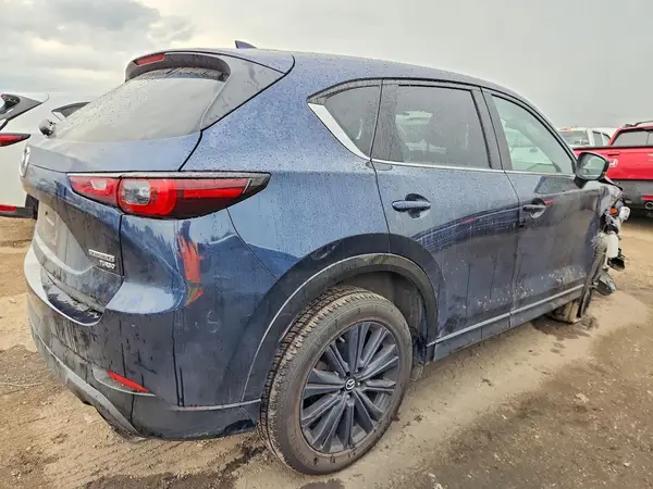 JM3KFBAY3N0618919 — 2022 Mazda CX-5, фото 3 с аукциона Copart 13.10.2026, Передняя часть
