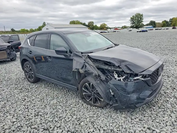 JM3KFBEM5N0536097 — 2022 Mazda CX-5, фото 4 с аукциона Copart, Передняя часть