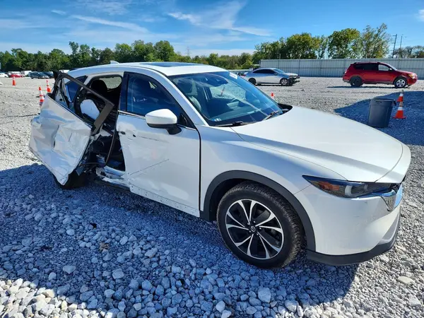 JM3KFBEM6N0588497 — 2022 Mazda CX-5, фото 4 с аукциона Copart 02.10.2026, Боковая часть