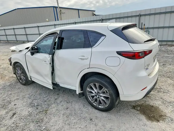 JM3KFBDLXR0417153 — 2024 Mazda CX-5, фото 2 с аукциона Copart, Передняя часть