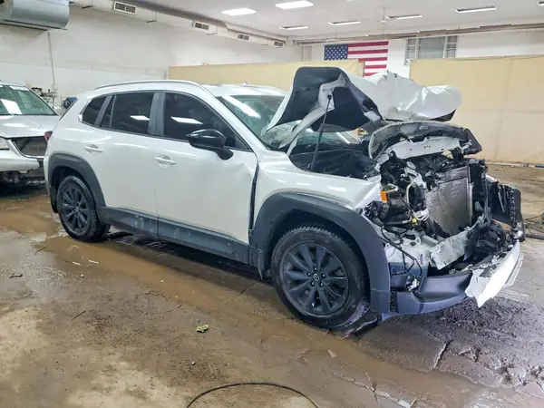 7MMVABCM0PN147302 — 2023 Mazda CX-50, фото 4 с аукциона Copart, Передняя часть