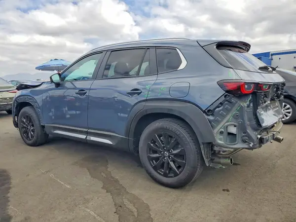 7MMVABAM6RN203958 — 2024 Mazda CX-50, фото 2 с аукциона Copart, Передняя часть