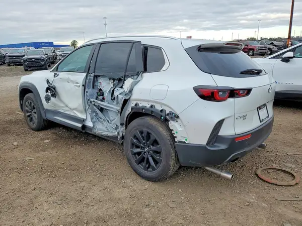 7MMVABAM3SN333119 — 2025 Mazda CX-50, фото 2 с аукциона Copart, Боковая часть