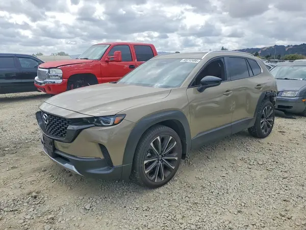 7MMVABDY5SN388010 — 2025 Mazda CX-50, Задняя часть (Rear End), фото до ремонта