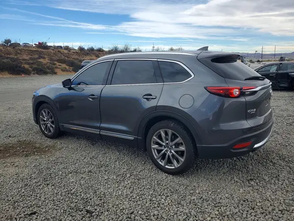 JM3TCBEY4J0237033 — 2018 Mazda CX-9, фото 2 с аукциона Copart, Вандализм