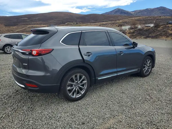 JM3TCBEY4J0237033 — 2018 Mazda CX-9, фото 3 с аукциона Copart, Вандализм