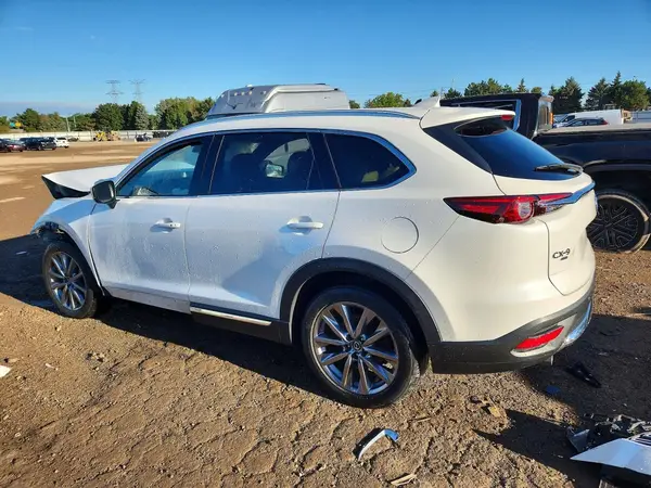JM3TCBDY5N0600561 — 2022 Mazda CX-9, фото 2 с аукциона Copart, Передняя часть