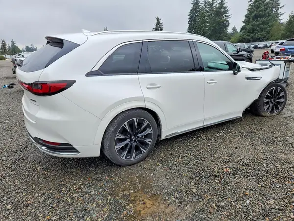 JM3KKDHC0R1184248 — 2024 Mazda CX-90, фото 3 с аукциона Copart, Передняя часть