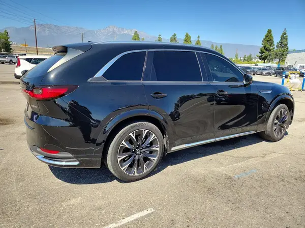 JM3KKEHC5R1131860 — 2024 Mazda CX-90, фото 3 с аукциона Copart, Боковая часть