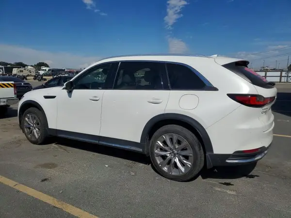 JM3KKEHD9R1178169 — 2024 Mazda CX-90, фото 2 с аукциона Copart, Передняя часть