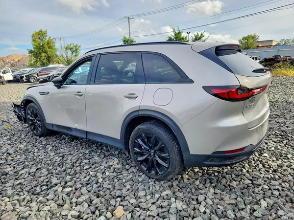 JM3KKCHA7S1249367 — 2025 Mazda CX-90, фото 2 с аукциона Copart, Передняя часть