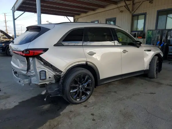 JM3KKCHDXS1225512 — 2025 Mazda CX-90, фото 3 с аукциона Copart, Передняя часть