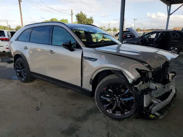 JM3KKCHDXS1225512 — 2025 Mazda CX-90, фото 4 с аукциона Copart, Передняя часть