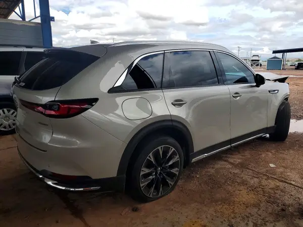 JM3KKEHA4S1250181 — 2025 Mazda CX-90, фото 3 с аукциона Copart, Передняя часть