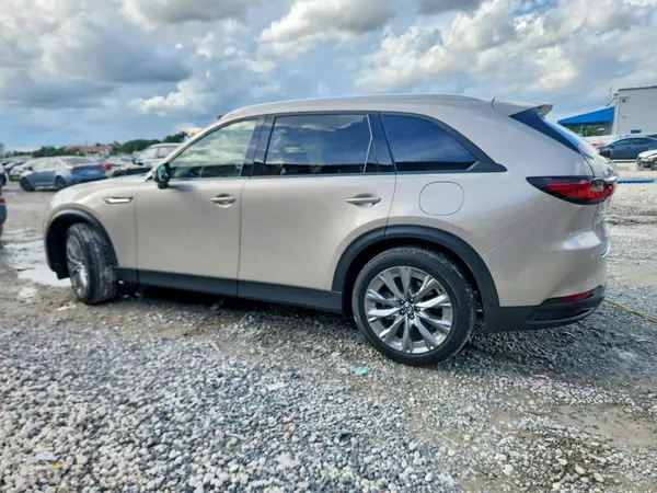JM3KKBHDXT1378497 — 2026 Mazda CX-90, фото 2 с аукциона Copart, Боковая часть