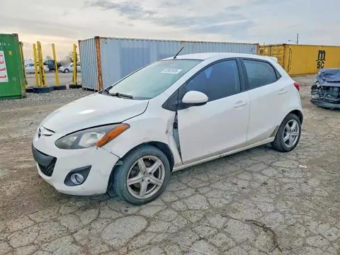 JM1DE1HYXB0109930 — 2011 Mazda Mazda 2, Передняя часть (Front End), фото до ремонта