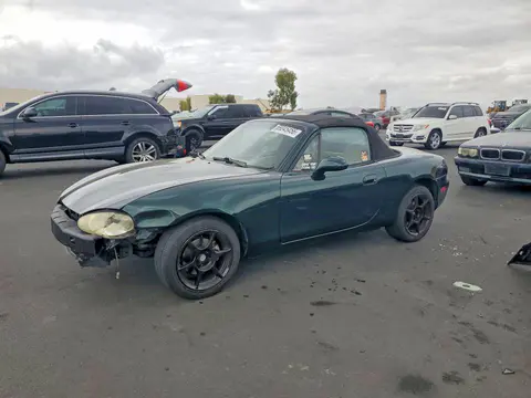 JM1NB3538X0105836 — 1999 Mazda MX-5 Miata, Передняя часть (Front End), фото до ремонта