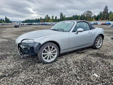JM1NC25FX80153678 — 2008 Mazda MX-5 Miata, Передняя часть (Front End), фото до ремонта