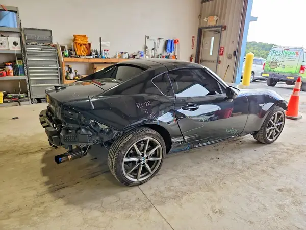 JM1NDAM73N0508865 — 2022 Mazda MX-5, фото 3 с аукциона Copart, Передняя часть