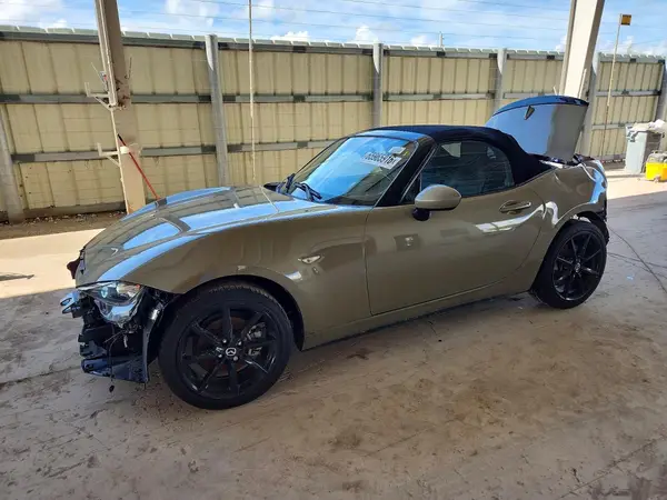 JM1NDAD72P0555386 — 2023 Mazda MX-5, Задняя часть (Rear End), фото до ремонта