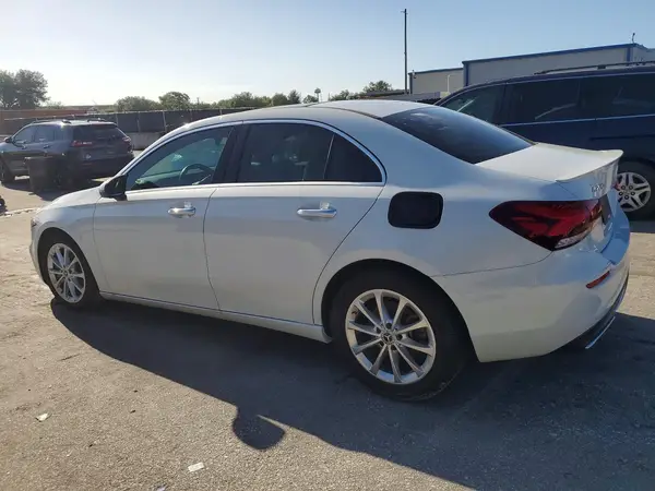 WDD3G4EBXLW038904 — 2020 Mercedes-Benz A-Klasse, фото 2 с аукциона Copart, Мелкие вмятины и царапины