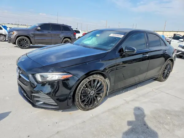W1K3G4EB6LJ213548 — 2020 Mercedes-Benz A-Klasse, Передняя часть (Front End), фото до ремонта