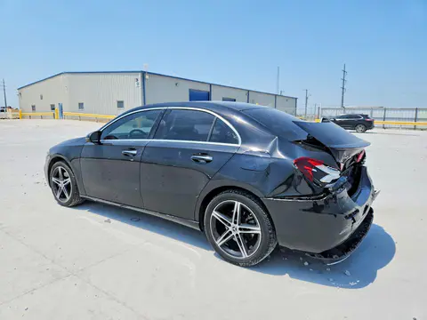 2019 MERCEDES-BENZ A VIN WDD3G4FB9KW006409 фото 2