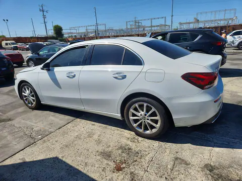 2020 Mercedes-Benz A VIN WDD3G4FB9LW039413 фото 2