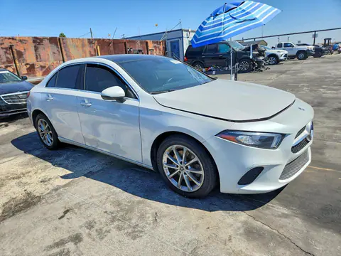 2020 Mercedes-Benz A VIN WDD3G4FB9LW039413 фото 4
