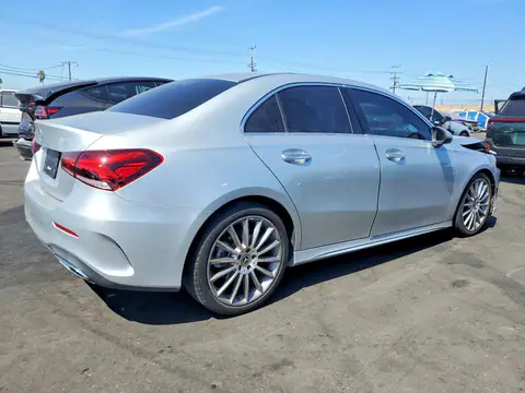 W1K3G4EB8NJ368220 — 2022 Mercedes-Benz A, фото 3 с аукциона Copart 14.10.2026, Передняя часть