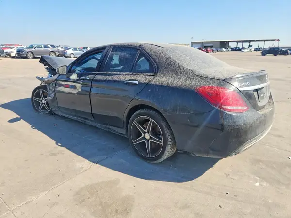 55SWF6EB1GU146455 — 2016 Mercedes-Benz C-Klasse, фото 2 с аукциона Copart, Передняя часть
