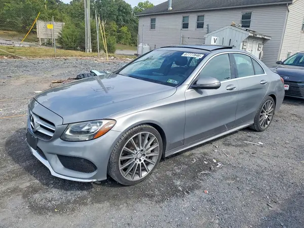 55SWF4JB2GU144532 — 2016 Mercedes-Benz C-Klasse, Задняя часть (Rear End), фото до ремонта