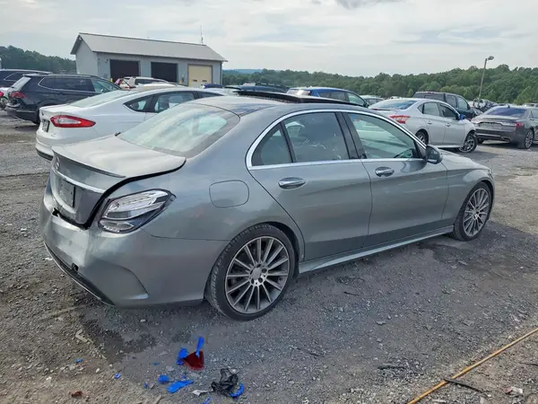55SWF4JB2GU144532 — 2016 Mercedes-Benz C-Klasse, фото 3 с аукциона Copart, Задняя часть
