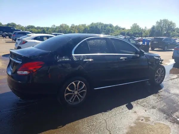 55SWF4KBXGU143594 — 2016 Mercedes-Benz C-Klasse, фото 3 с аукциона Copart 14.10.2026, Передняя часть