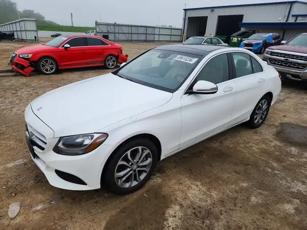 55SWF4KB4GU146832 — 2016 Mercedes-Benz C-Klasse, Град (Hail), фото до ремонта