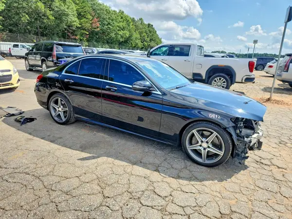 55SWF4KB8GU109606 — 2016 Mercedes-Benz C-Klasse, фото 4 с аукциона Copart 13.10.2026, Передняя часть