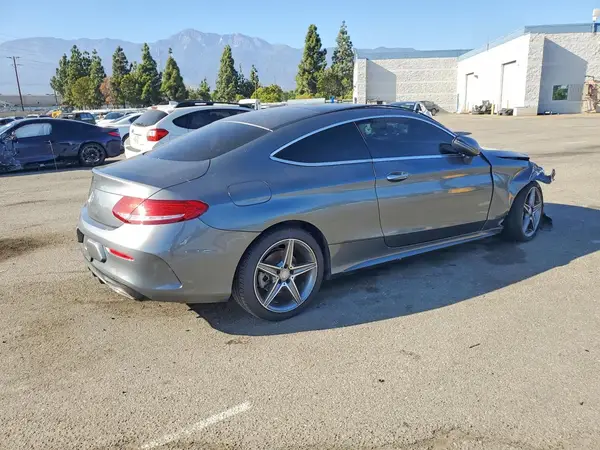 WDDWJ4JB5HF432869 — 2017 Mercedes-Benz C-Klasse, фото 3 с аукциона Copart, Передняя часть