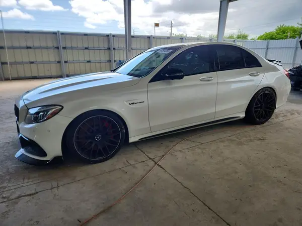 55SWF8HB9HU207270 — 2017 Mercedes-Benz C-Klasse, Подтопление (Water/Flood), фото до ремонта