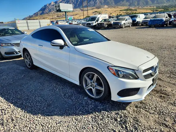 WDDWJ4KB1HF541537 — 2017 Mercedes-Benz C-Klasse, фото 4 с аукциона Copart, Передняя часть