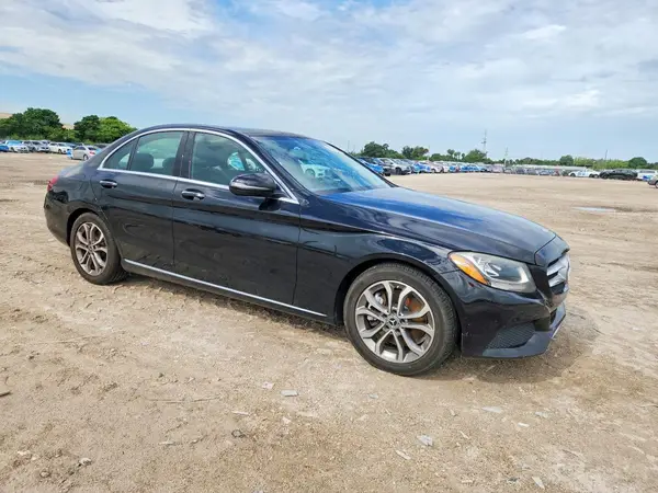 55SWF4JB9HU215274 — 2017 Mercedes-Benz C-Klasse, фото 4 с аукциона Copart, Механические повреждения