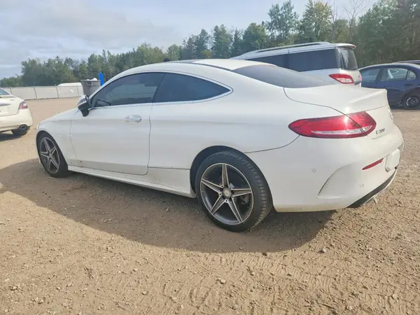 WDDWJ4KB9HF351596 — 2017 Mercedes-Benz C-Klasse, фото 2 с аукциона Copart 01.10.2026, Механические повреждения