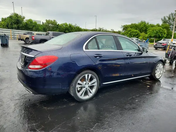 WDDWF4JB1HR253471 — 2017 Mercedes-Benz C-Klasse, фото 3 с аукциона Copart, Передняя часть