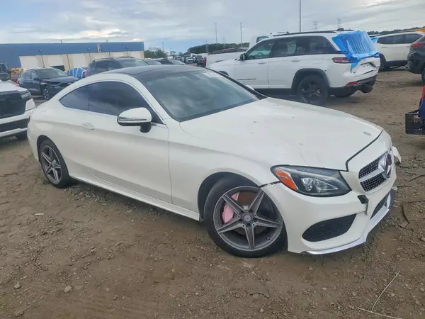 WDDWJ4KB0HF429294 — 2017 Mercedes-Benz C-Klasse, фото 4 с аукциона Copart, Передняя часть