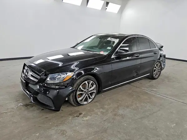 55SWF4JB0JU242238 — 2018 Mercedes-Benz C-Klasse, Повреждение рамы (Frame Damage), фото до ремонта