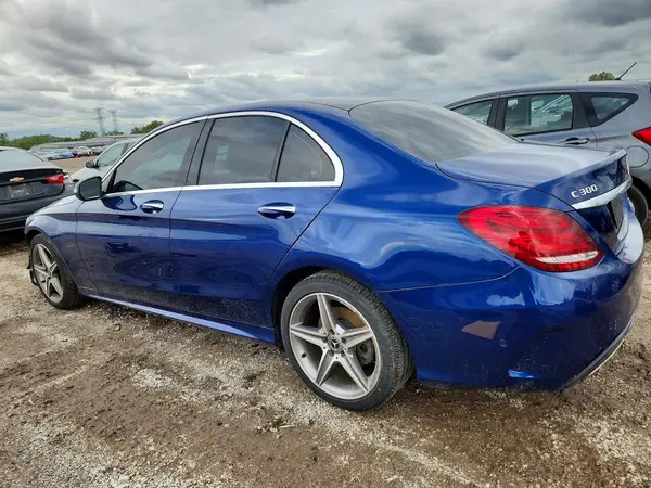 55SWF4KBXJU234405 — 2018 Mercedes-Benz C-Klasse, фото 2 с аукциона Copart, Передняя часть