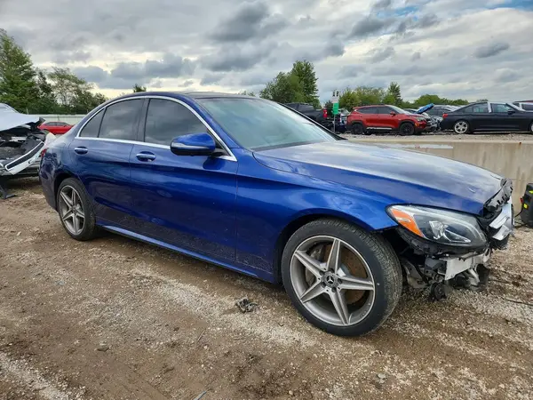55SWF4KBXJU234405 — 2018 Mercedes-Benz C-Klasse, фото 4 с аукциона Copart, Передняя часть