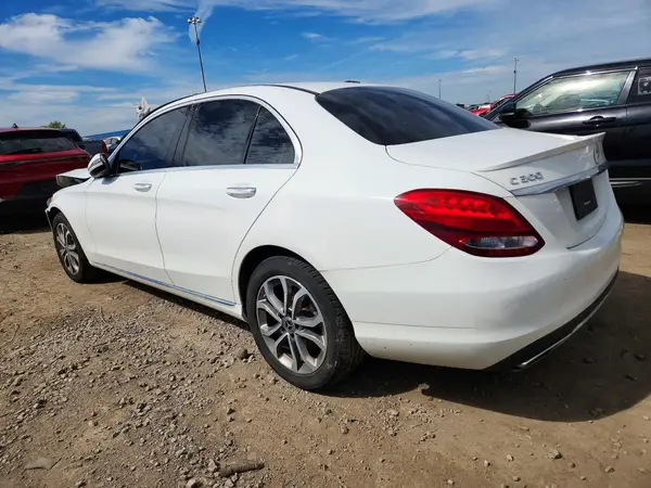 55SWF4KB4JU259817 — 2018 Mercedes-Benz C-Klasse, фото 2 с аукциона Copart, Передняя часть