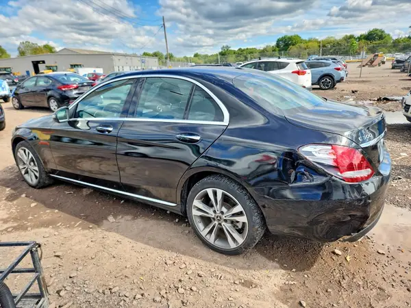 55SWF4KB8JU281450 — 2018 Mercedes-Benz C-Klasse, фото 2 с аукциона Copart, Задняя часть