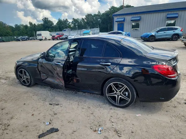 WDDWF4JB8JR408832 — 2018 Mercedes-Benz C-Klasse, фото 2 с аукциона Copart, Боковая часть