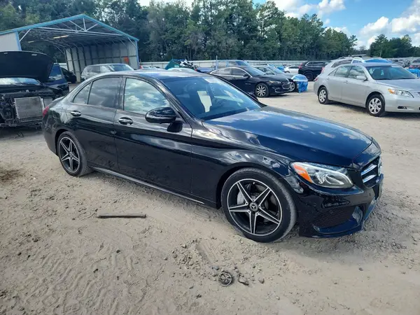 WDDWF4JB8JR408832 — 2018 Mercedes-Benz C-Klasse, фото 4 с аукциона Copart, Боковая часть